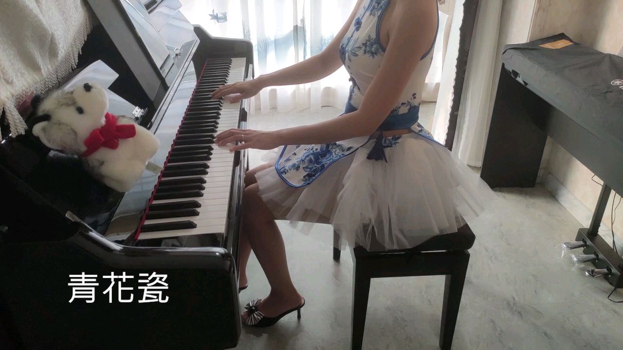 《青花瓷》Jay
